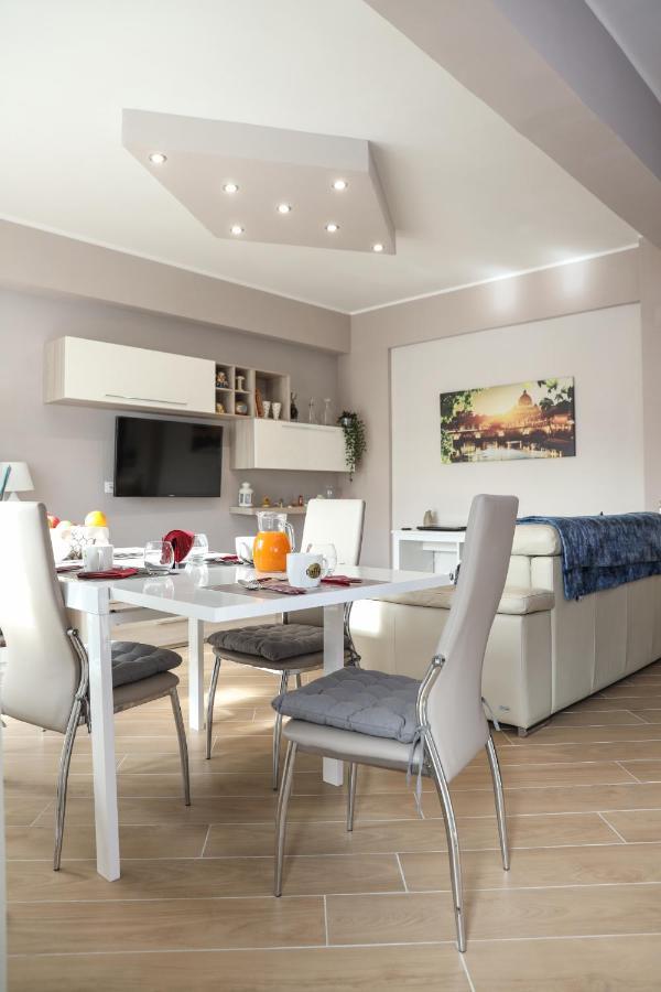 Due Torri Roma Guest House מראה חיצוני תמונה