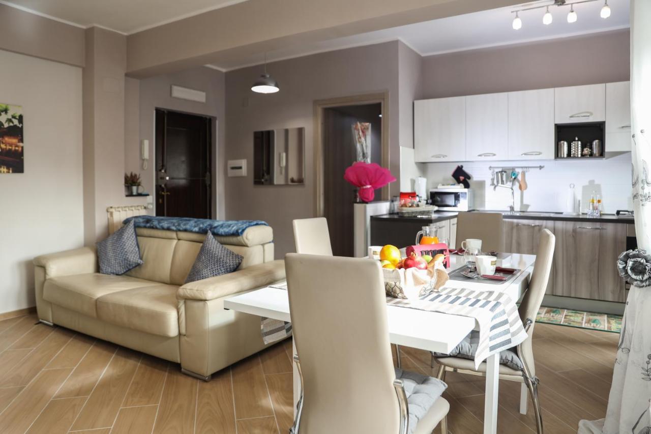 Due Torri Roma Guest House מראה חיצוני תמונה